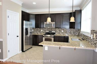 Main picture of 206 Waters Lndg