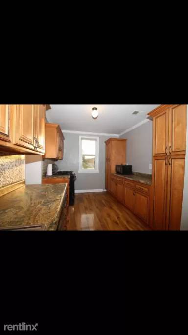 Main picture of 8801 W Adler St
