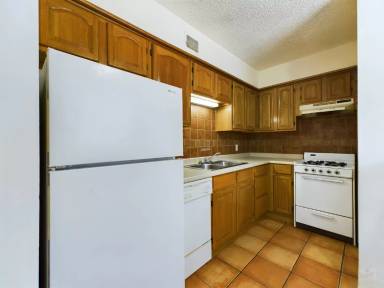 Main picture of 803 W 28th St