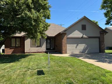 Main picture of 1313 E Republic Ave