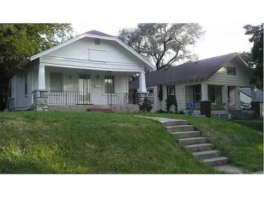 Main picture of 3205 E 62nd St