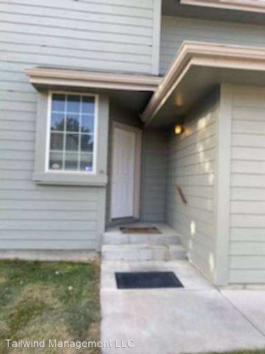 Main picture of 3955 Olympic Blvd