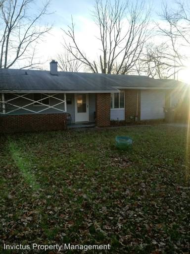 Main picture of 5637 E 42nd St