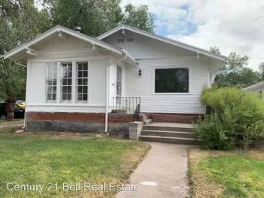 Main picture of 3011 Pioneer Ave