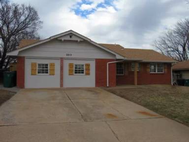 Main picture of 2813 SE 46th St