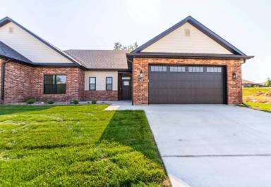 Main picture of 808 Napa Dr