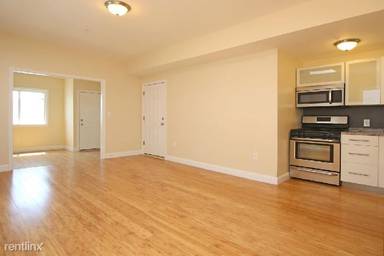 Main picture of 45 Orleans St