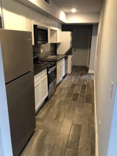 Main picture of 1020 Prospect Ave