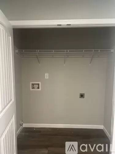 Main picture of 205 Doyle St