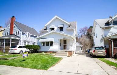 Main picture of 4250 N Haven Ave