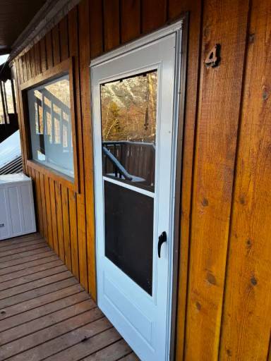 Main picture of 206 Huot Cir