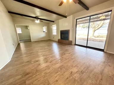 Main picture of 5416 49th St