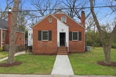 Main picture of 6701 Rhode Island Ave