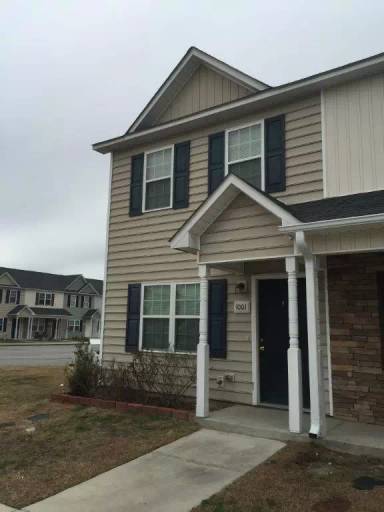 Main picture of 1001 Ornate Dr