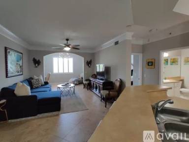 Main picture of 3303 Myrtlewood Cir E