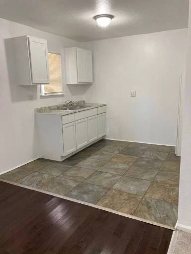 Main picture of 811 Underwood Ave