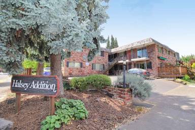 Main picture of 1509 NE 22nd Ave