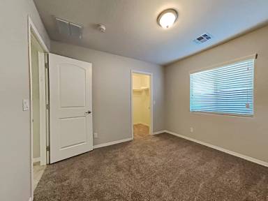 Main picture of 2747 W Grenadine Rd