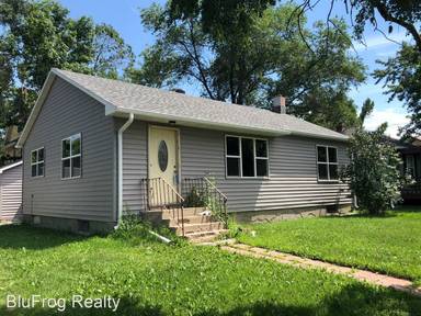 Main picture of 224 5th Ave NE