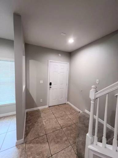 Main picture of 1231 Windsor Lake Cir