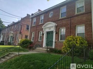 Main picture of 3936 7th St NE