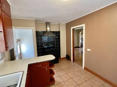 Main picture of 1303 Saint Joseph Ave