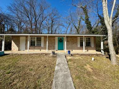 Main picture of 3531 Sleepy Hollow Rd