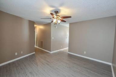 Main picture of 3259 N Senseney Cir