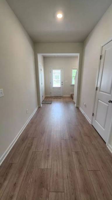 Main picture of 655 Mackenzie Cv