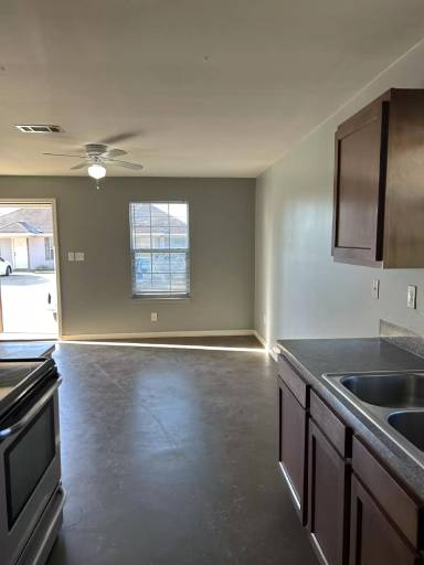 Main picture of 185 Brownlee Rd