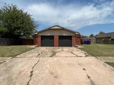 Main picture of 120 Crawford Ct