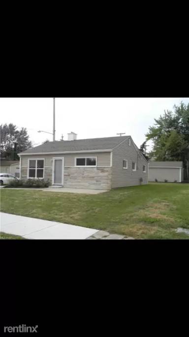 Main picture of 3090 W 111th St