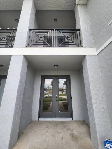 Main picture of 328 Dundee Dr