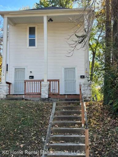 Main picture of 3525 Smart Ave