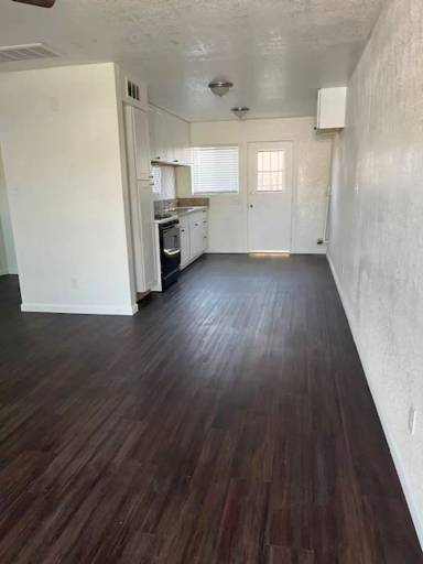 Main picture of 1701 La France Dr