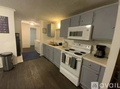 Main picture of 128 Marsha St