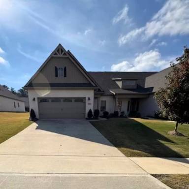 Main picture of 106 Harvester Dr