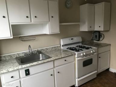 Main picture of 22 E Macon St