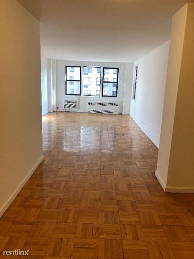 Main picture of 150 E 18th St Apartments
