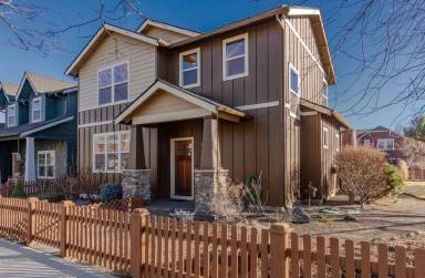 Main picture of 61702 Darla Pl