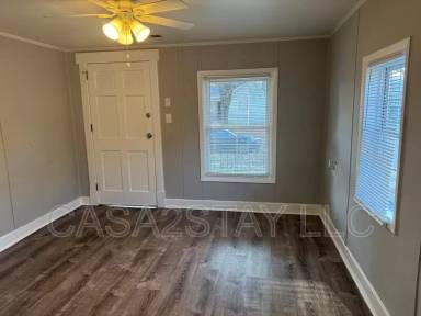 Main picture of 1127 Lincoln Ave