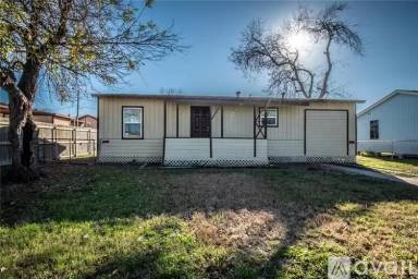 Main picture of 1721 Whiting Dr
