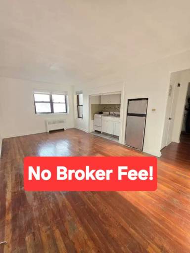 Main picture of 165 Vroom St