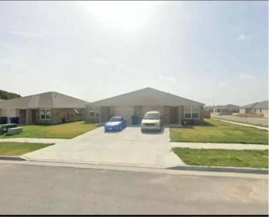 Main picture of 1717 Clovis Dr