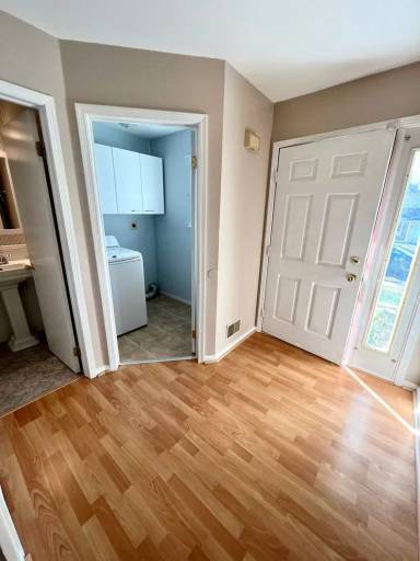 Main picture of 318 Laurel Dr