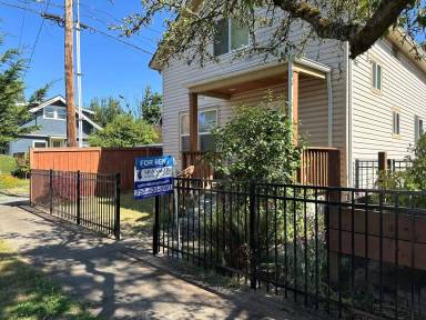 Main picture of 2616 S 7th St
