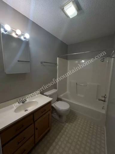 Main picture of 1312 Meadowbrook Dr