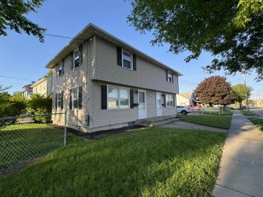 Main picture of 66 Independence St