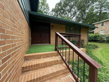 Main picture of 319 Ashby Way