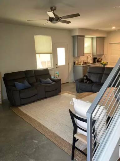 Main picture of 7309 Providence Ave